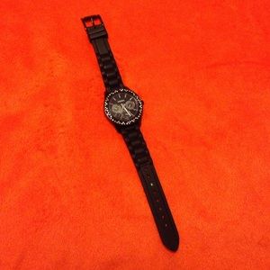 Black rubber band fossil watch