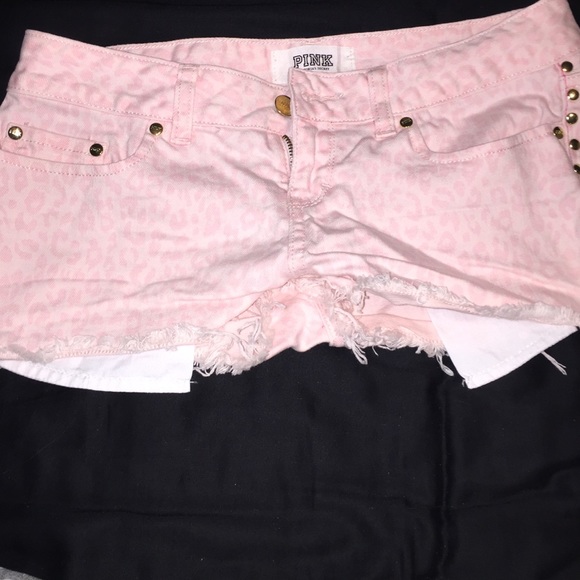 PINK Victoria's Secret Pants - Vs shorts