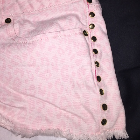 Vs shorts - Picture 4 of 4