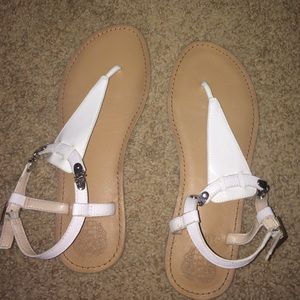 ON HOLD Vince Camuto