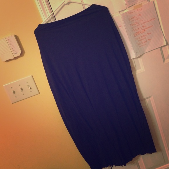 Black maternity maxi skirt