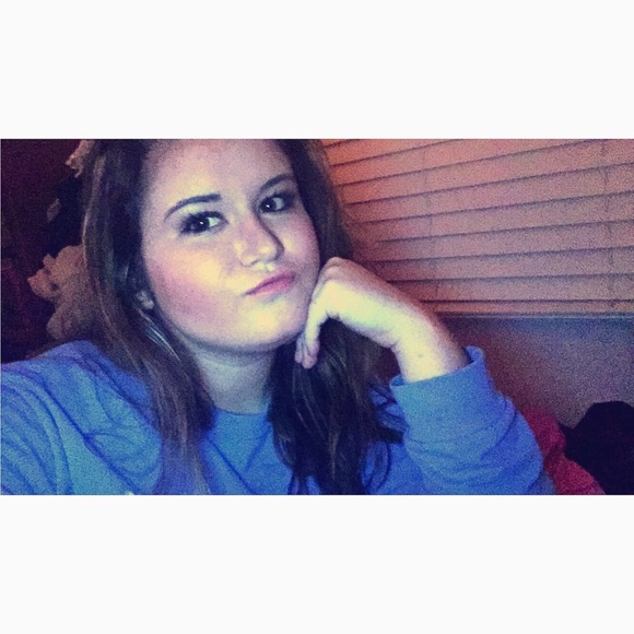 Meet your Posher, Hayden! - Picture 3 of 3