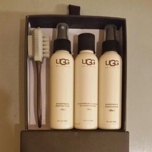UGG Sheepskin Care Kit