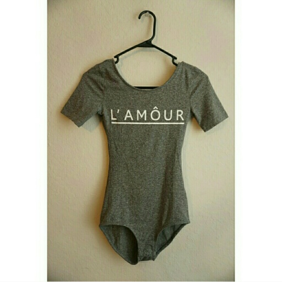 H&M Tops - H&M Bodysuit 😻