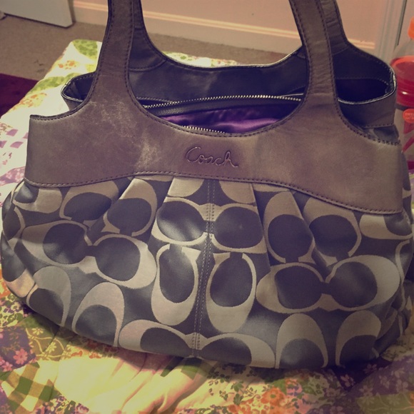 GREY LOGO COACH PURSE