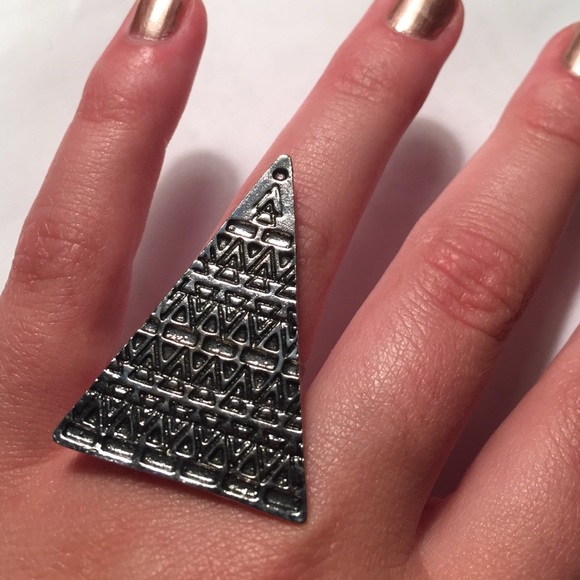 tribal statement ring - Picture 2 of 2