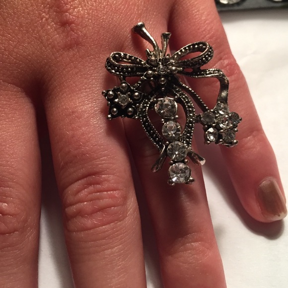 silver statement ring - Picture 2 of 2