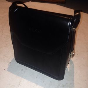 Black Gucci purse