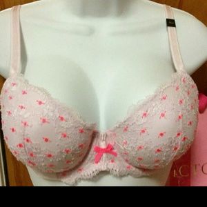 Victoria's Secret bra