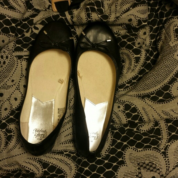 Shoes & Romper - Picture 1 of 2