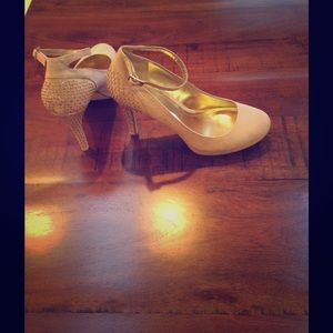 NEW Style & co beige/taupe blinged high heels.