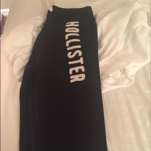Hollister Pants - Hollister sweat pants worn once.