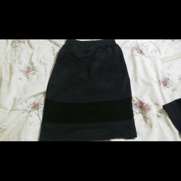 NWOT Plaid Peplum w/ Mesh Panel Skirt Outfit - Picture 3 of 3