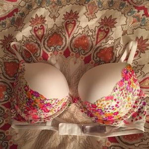 Victoria's Secret Push Up Bra