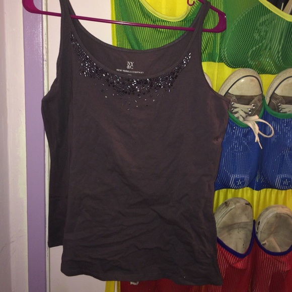 Grey sequenced tank