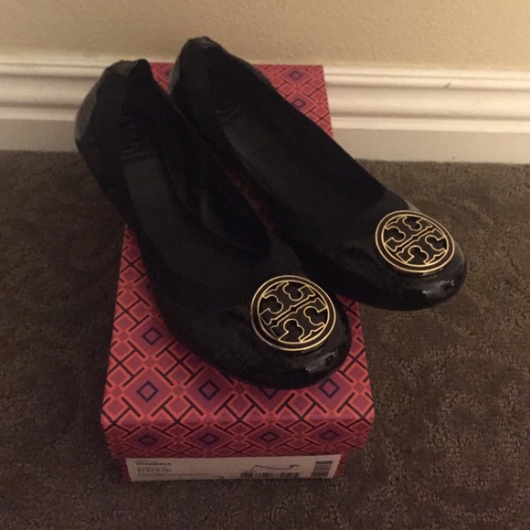 BRAND NEW Tory Burch Caroline Flats