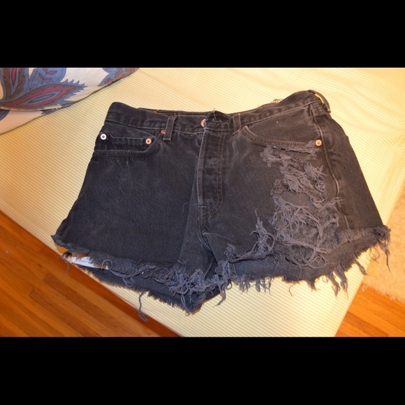 Destroyed Levi Cutoffs