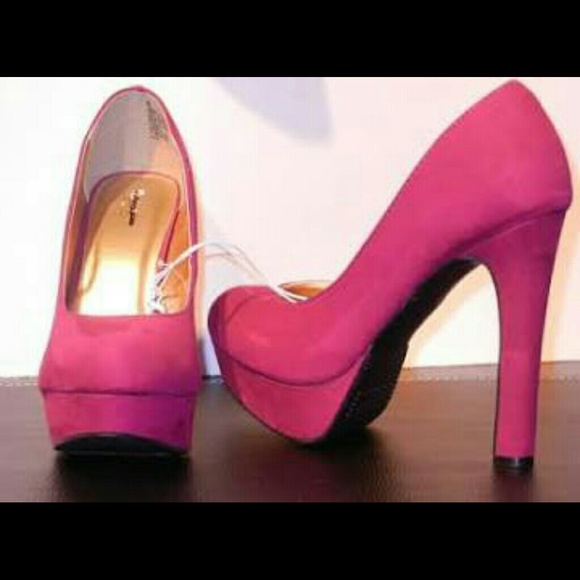 Mossino Pink Platform Heels
