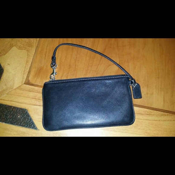 Like new Coach wristlet - Picture 2 of 4