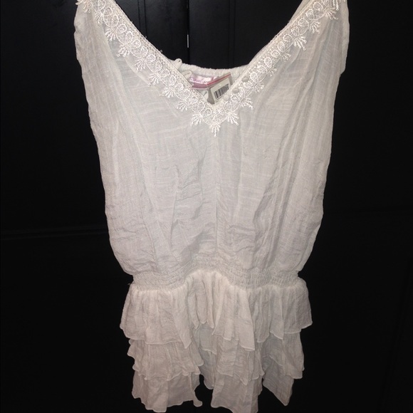 Cute tier blouse