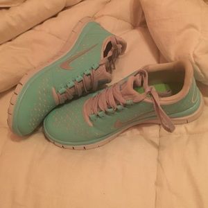 Nike Free Run 3.0 V4 Tropical Twist (Tiffany Blue)