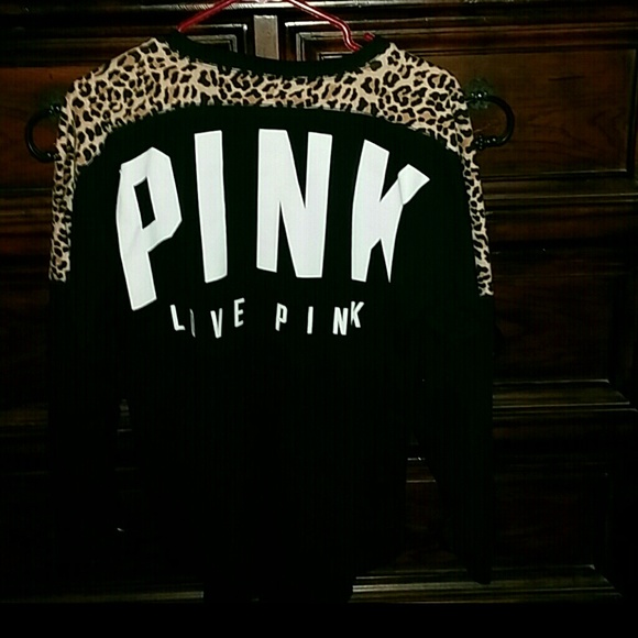 **SOLD**XS Cheetah varsity crew