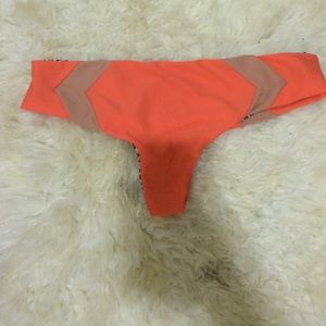 💕FINAL PRICE💕mango mentawai bottoms