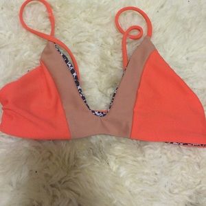 mango/topless pupukea acacia top