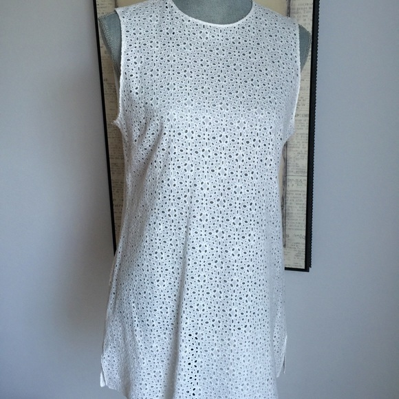 Zara White  Embroidered Tunic Top Size Small