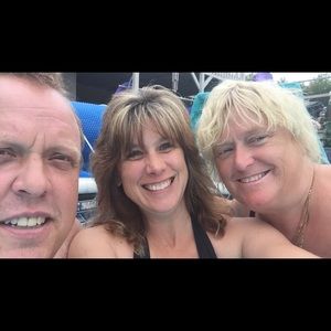 Meet your Posher, Shelly