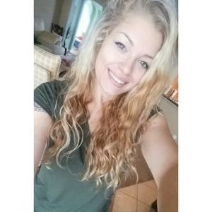 Meet your Posher, Carly