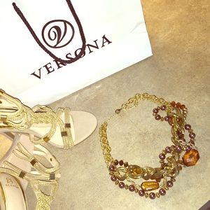 😍💜chunky gold statement piece!