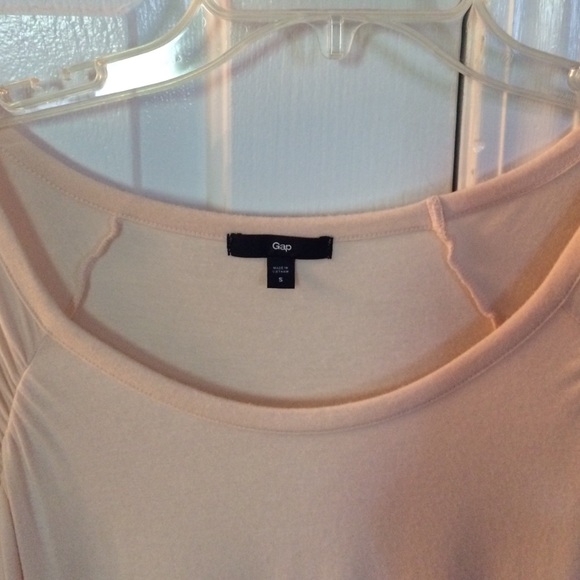 Light peach shirt - Picture 3 of 3