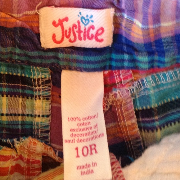 Multi colored shorts - Picture 2 of 3
