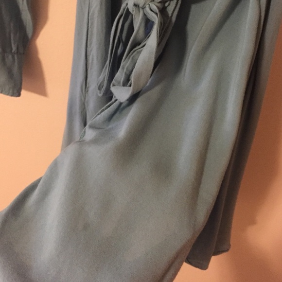 SOLD! Shirtdress - Picture 4 of 4