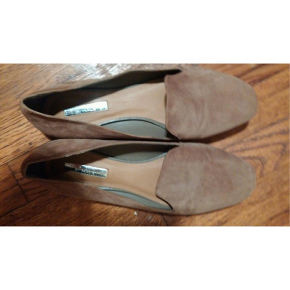 H by Halston Flats- bakers