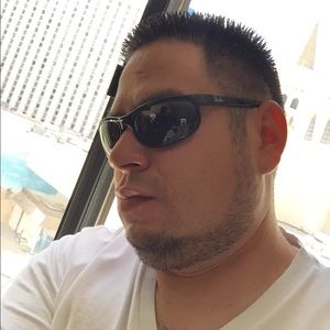 Meet your Posher, Omar