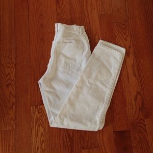 White high waisted jeans