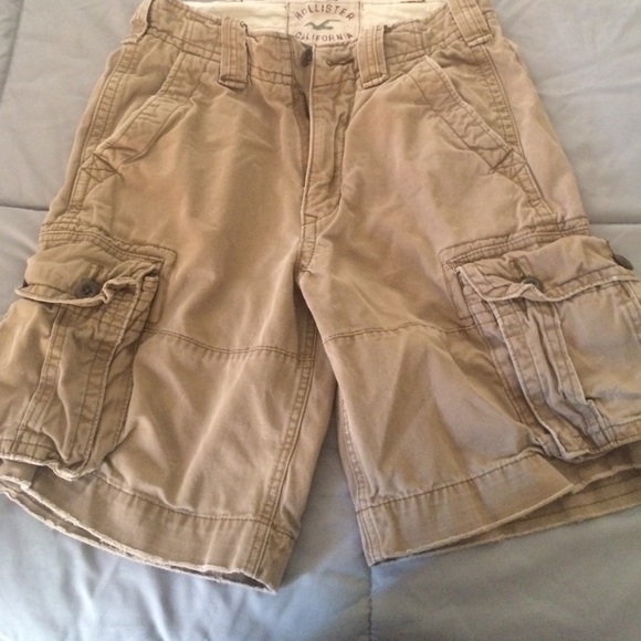 Hollister  size 26 cargo shorts, smoke free home