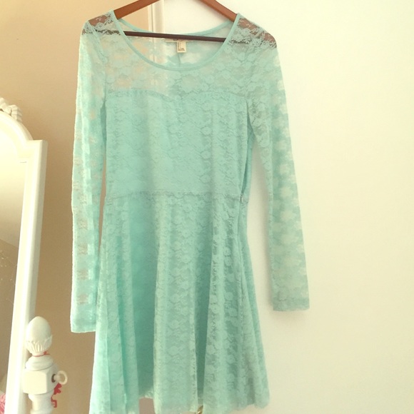 Bought it and wore it for one occasion.