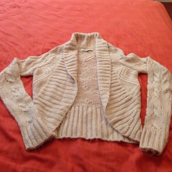 Sweater/ cardigan tan