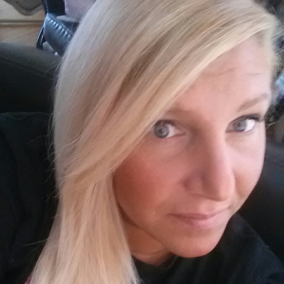 Meet your Posher, Kathleen - Picture 1 of 1