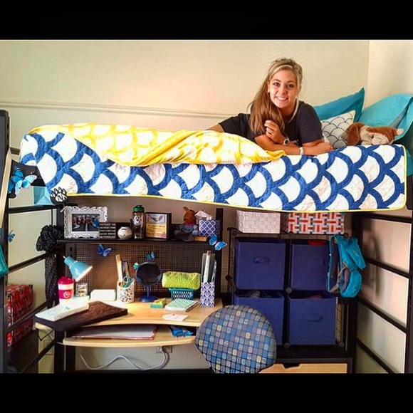 Meet the Posher💚💙 please read - Picture 3 of 3