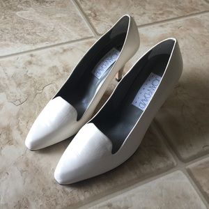 White leather heels 8