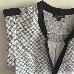 Black and white sleeveless top