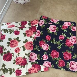 bundle of two mini skirts