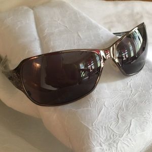 Oakley Sunglasses- Behave **polarized**