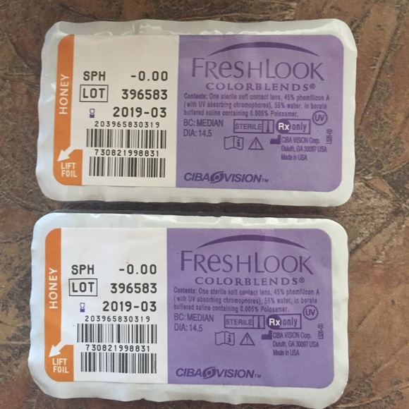 Freshlook in "Honey"