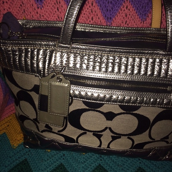 💋SOLD - Picture 3 of 4