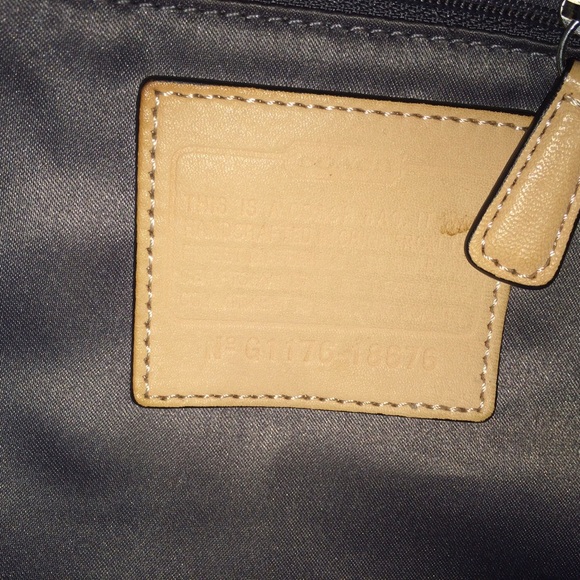 💋SOLD - Picture 4 of 4